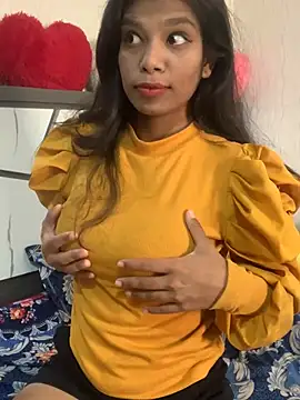 Snapshot of hottiess69 chatting on March 5, 4:13 am hottiess69 online show from March 5, 4:13 am