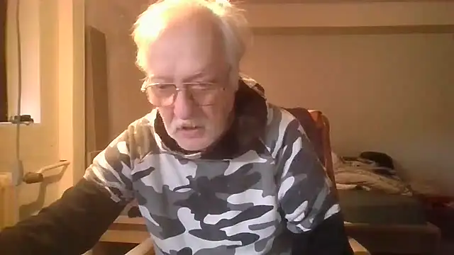 Sammy1660 online show from December 17, 12:43 pm