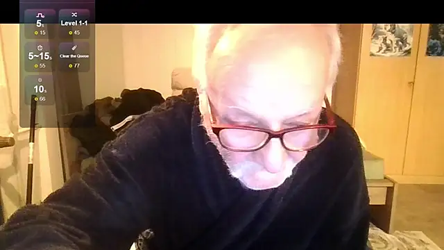 Snapshot of Sammy1660 chatting on February 12, 1:44 am Sammy1660 online show from February 12, 1:44 am