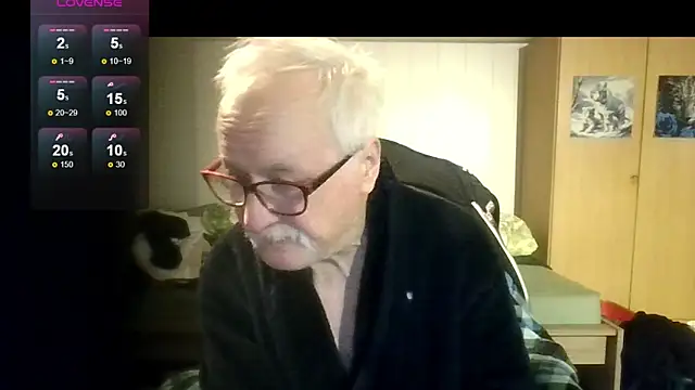 Snapshot of Sammy1660 chatting on February 17, 9:32 pm Sammy1660 online show from February 17, 9:32 pm