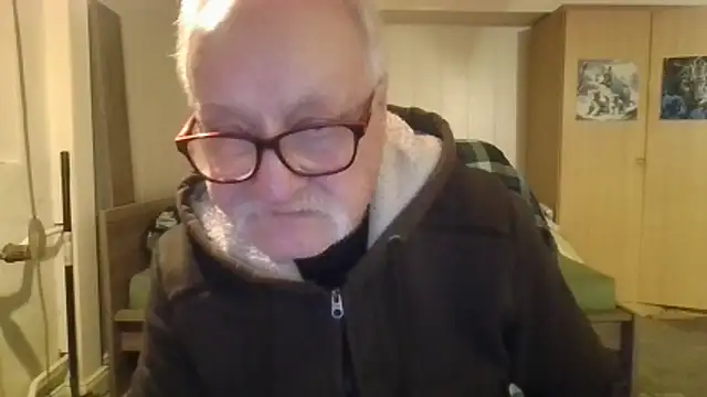 Snapshot of Sammy1660 chatting on April 11, 9:19 pm Sammy1660 online show from April 11, 9:19 pm
