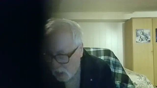 Snapshot of Sammy1660 chatting on April 29, 9:54 pm Sammy1660 online show from April 29, 9:54 pm
