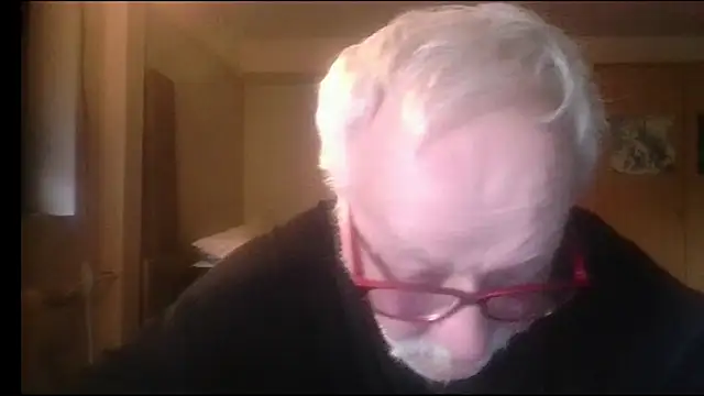 Snapshot of Sammy1660 chatting on May 15, 4:52 am Sammy1660 online show from May 15, 4:52 am
