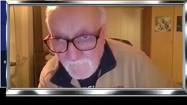 Snapshot of Sammy1660 chatting on May 19, 1:56 am Sammy1660 online show from May 19, 1:56 am