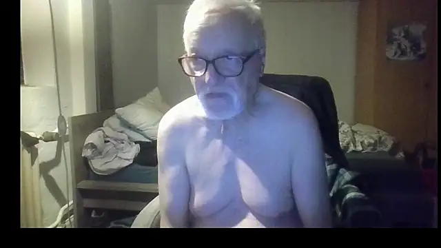 Snapshot of Sammy1660 chatting on June 2, 12:45 am Sammy1660 online show from June 2, 12:45 am