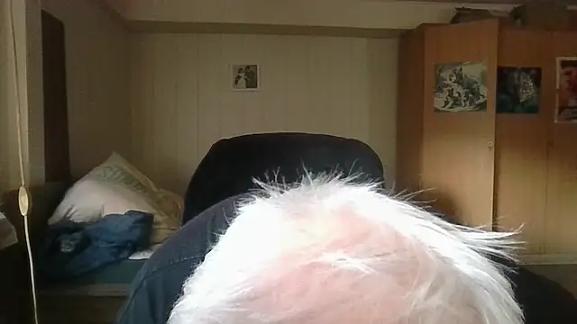 Snapshot of Sammy1660 chatting on August 1, 4:50 pm Sammy1660 online show from August 1, 4:50 pm