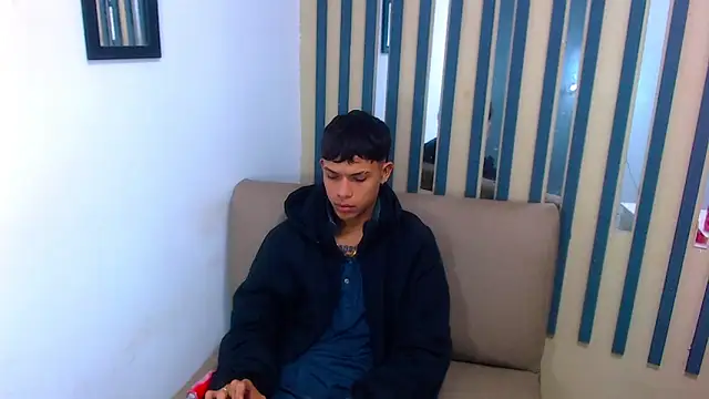 Snapshot of Levis_Montes chatting on January 3, 2:08 pm Levis Montes online show from January 3, 2:08 pm