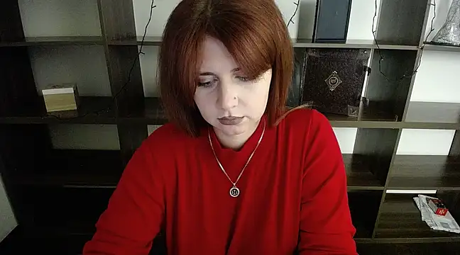 Snapshot of Lizzy_Love chatting on December 14, 4:42 pm Lizzy Love online show from December 14, 4:42 pm