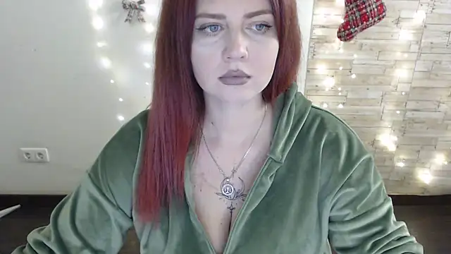 Snapshot of Lizzy_Love chatting on January 16, 7:41 pm Lizzy Love online show from January 16, 7:41 pm