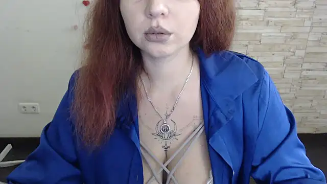 Snapshot of Lizzy_Love chatting on January 25, 1:30 pm Lizzy Love online show from January 25, 1:30 pm