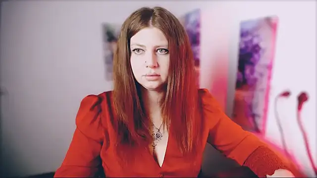 Lizzy Love online show from April 17, 6:44 pm