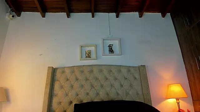 Snapshot of allisson_m chatting on March 7, 12:13 pm allisson m online show from March 7, 12:13 pm