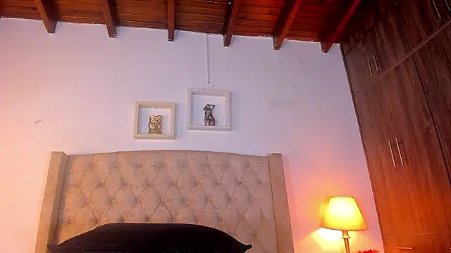 Snapshot of allisson_m chatting on March 13, 12:12 pm allisson m online show from March 13, 12:12 pm