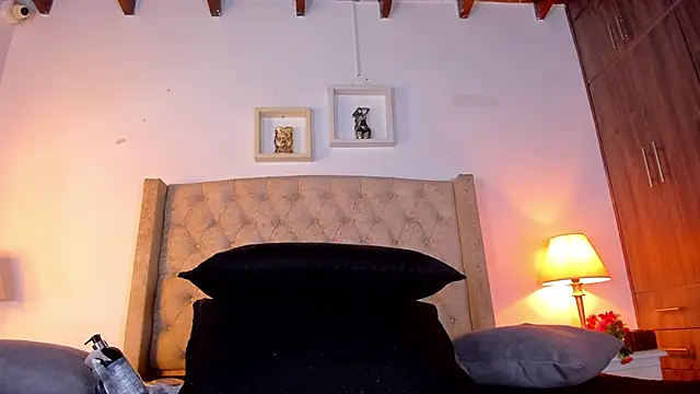 Snapshot of allisson_m chatting on March 16, 12:09 pm allisson m online show from March 16, 12:09 pm