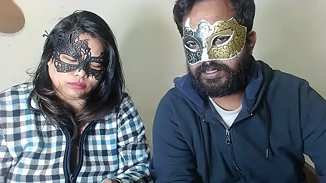 Cutehornycouples online show from December 22, 6:05 pm