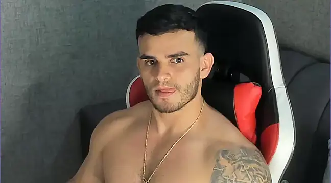 Ricardogo19 online show from February 20, 3:01 am