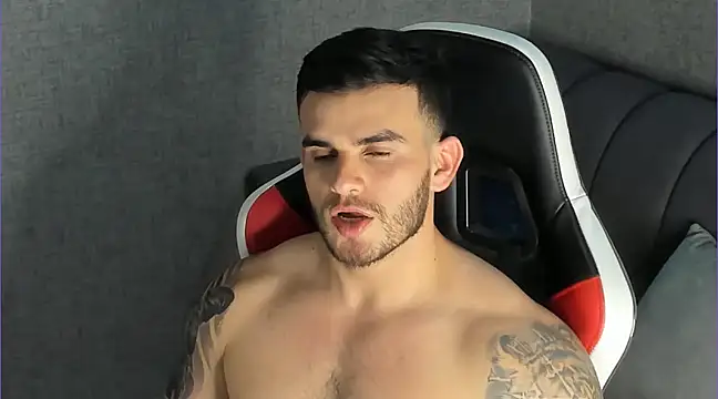 Ricardogo19 online show from February 26, 2:48 am