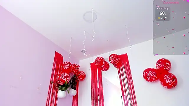 Snapshot of emily_bank chatting on February 21, 8:05 pm emily bank online show from February 21, 8:05 pm