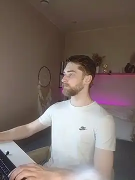 Snapshot of DexterDexx chatting on October 10, 9:58 pm DexterDexx online show from October 10, 9:58 pm