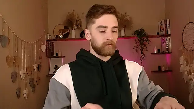 DexterDexx online show from February 8, 6:39 am