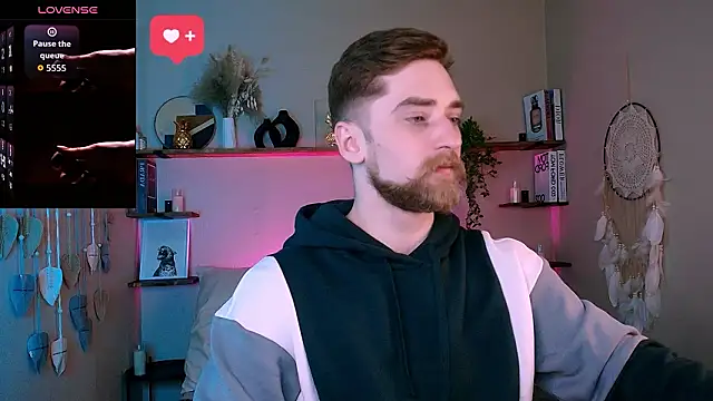 DexterDexx online show from February 9, 10:47 pm