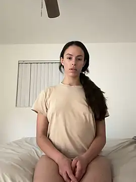 Snapshot of brookehoneynina chatting on January 14, 3:01 am brookehoneynina online show from January 14, 3:01 am
