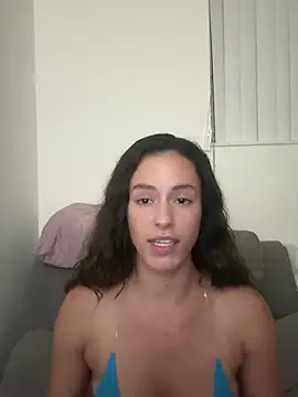 Snapshot of brookehoneynina chatting on March 21, 12:18 am brookehoneynina online show from March 21, 12:18 am