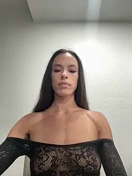 brookehoneynina online show from May 10, 7:41 pm
