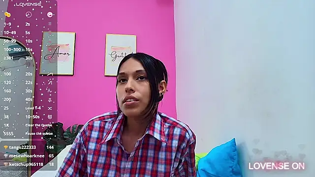 yourcuteneighbourr online show from January 3, 6:11 am