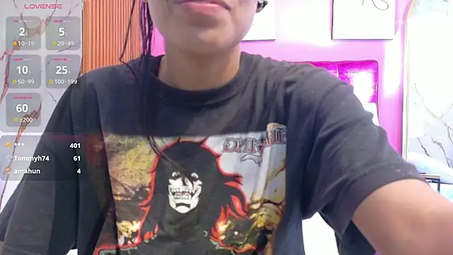 Snapshot of yourcuteneighbourr chatting on April 29, 3:10 am yourcuteneighbourr online show from April 29, 3:10 am