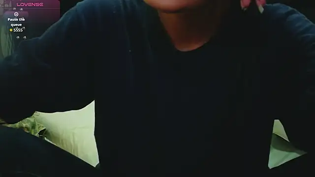Snapshot of yourcuteneighbourr chatting on July 18, 3:00 am yourcuteneighbourr online show from July 18, 3:00 am