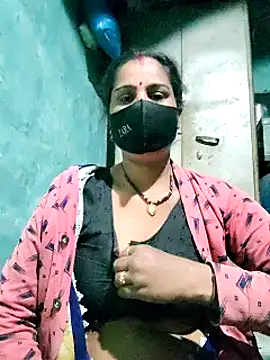 Snapshot of Hey_Ziya chatting on February 7, 8:53 pm Hey Ziya online show from February 7, 8:53 pm