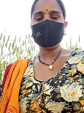 Snapshot of Hey_Ziya chatting on March 7, 10:24 am Hey Ziya online show from March 7, 10:24 am