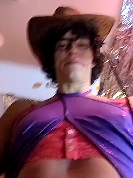 gurlnips online show from January 1, 11:49 am