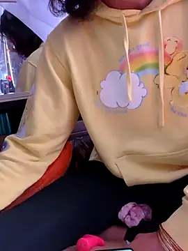 gurlnips online show from October 11, 8:51 pm