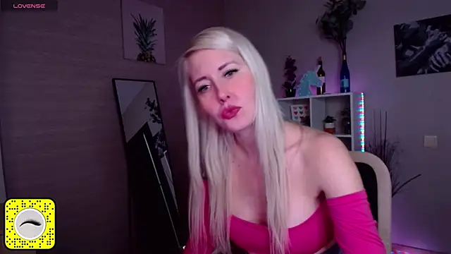 Snapshot of Mermaid_N chatting on January 17, 4:49 am Mermaid N online show from January 17, 4:49 am