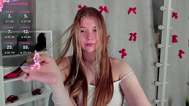 Rebecca Kelly online show from January 23, 6:35 pm