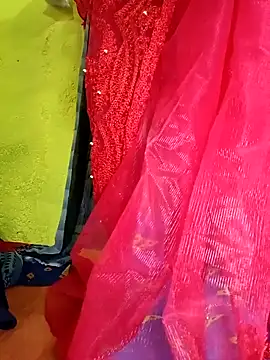 Cute Suhani online show from December 8, 5:01 pm