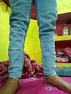 Cute Suhani online show from March 3, 8:00 pm