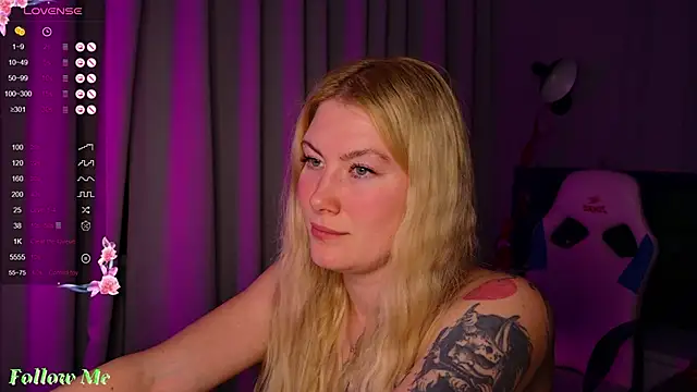 Liv Fay online show from February 6, 7:40 pm