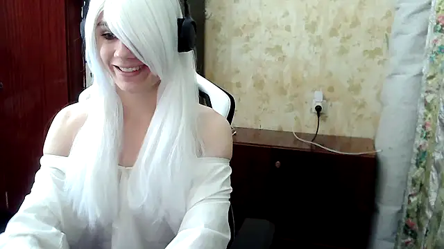 Snapshot of HilmarZ chatting on October 20, 3:56 pm HilmarZ online show from October 20, 3:56 pm