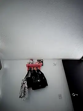 Tiphanydirty3 online show from January 10, 4:42 pm