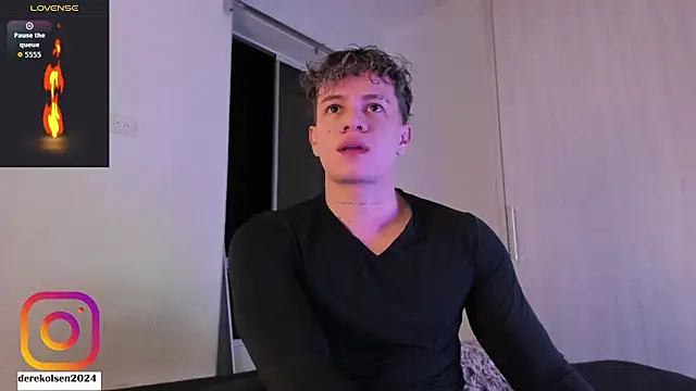 DerekOlsen online show from October 11, 3:06 am