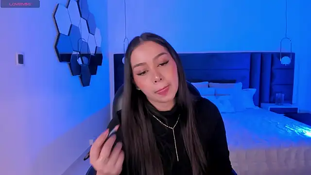 CelestePalmer  online show from January 10, 7:32 pm