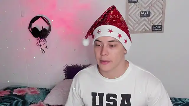 Alan hadid1 online show from December 8, 5:29 am