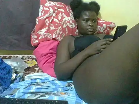 Snapshot of elukh4499 chatting on October 1, 12:22 pm elukh4499 online show from October 1, 12:22 pm