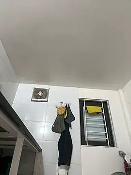 Snapshot of Jenni_nana chatting on December 5, 3:48 am Jenni nana online show from December 5, 3:48 am