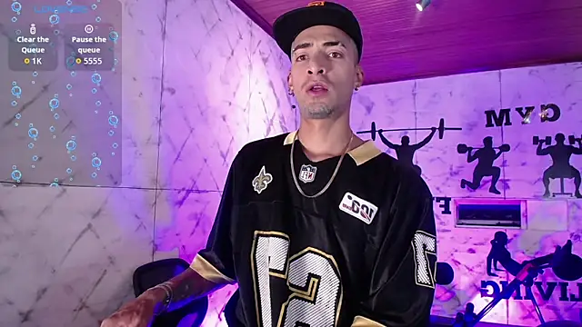 DrakeNeumann online show from November 14, 3:38 am