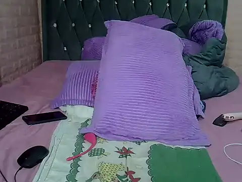 sexybree  online show from October 27, 10:47 pm