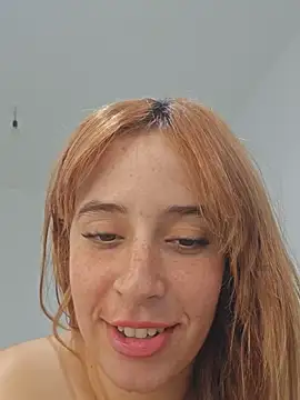 Snapshot of Massa8 chatting on February 3, 3:59 pm Massa8 online show from February 3, 3:59 pm